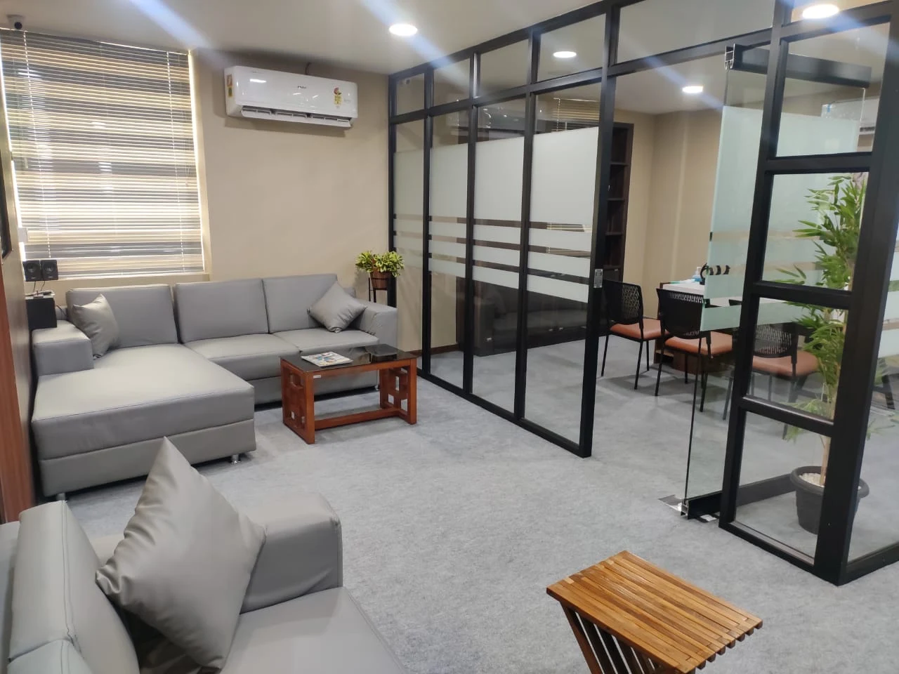 Inside Cochin Hair Transplant clinic